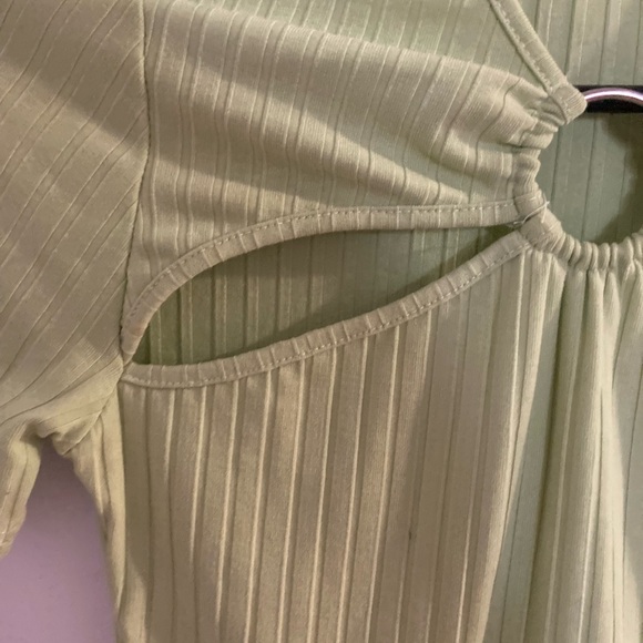 Green Top with Cut Outs 💚 - Picture 3 of 4